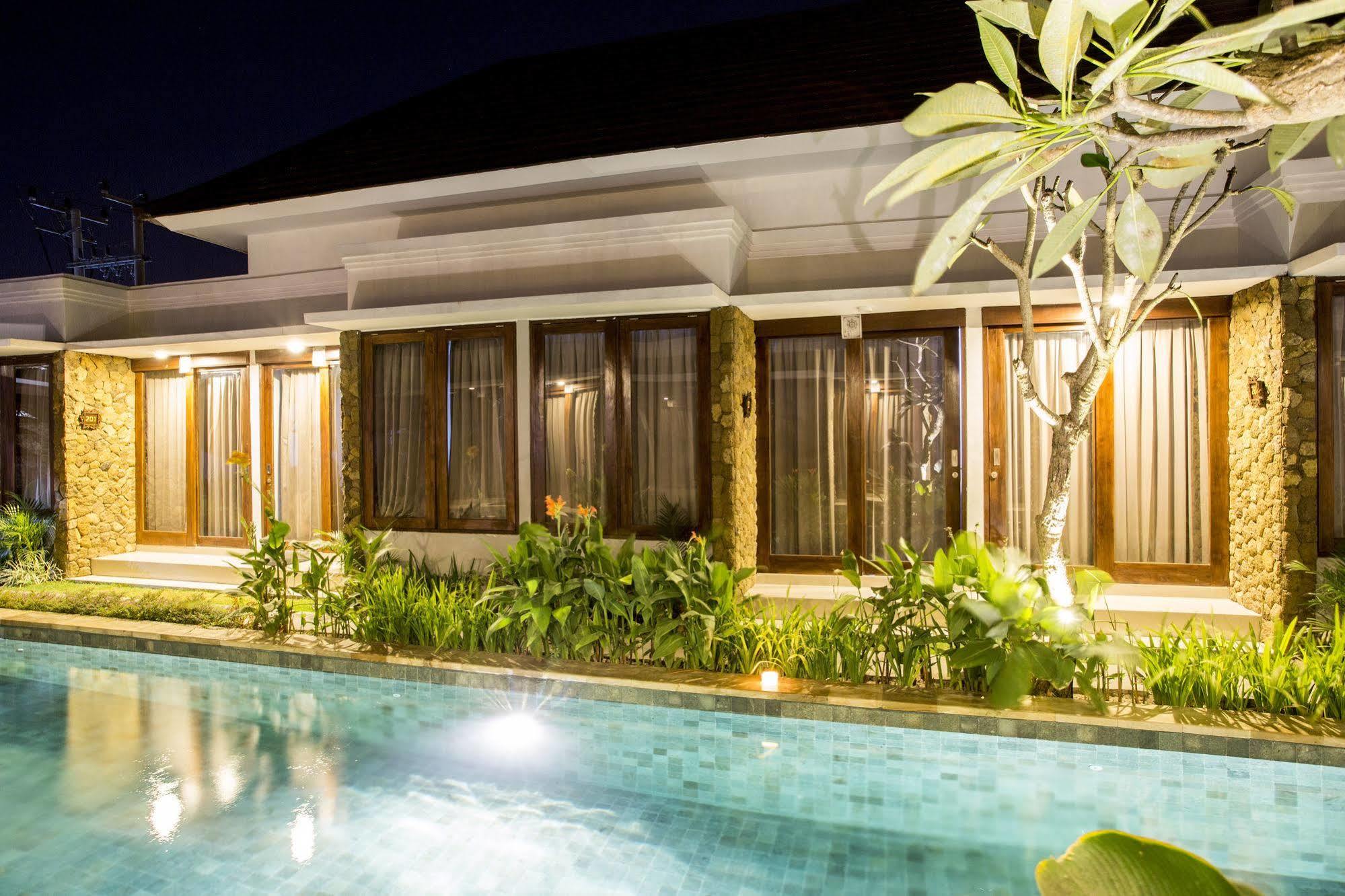 The Light Bali Villas 科洛布坎 外观 照片